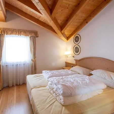 Penthouse 3 Bedrooms Sauna Hot Tub * 贝卢诺